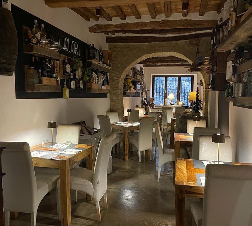 La Bottega di INES - La Sala Interna